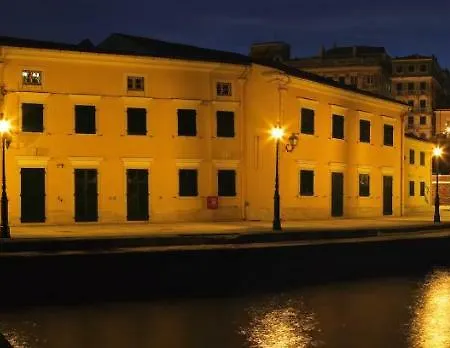 Lejlighed St.spyridon Suites *